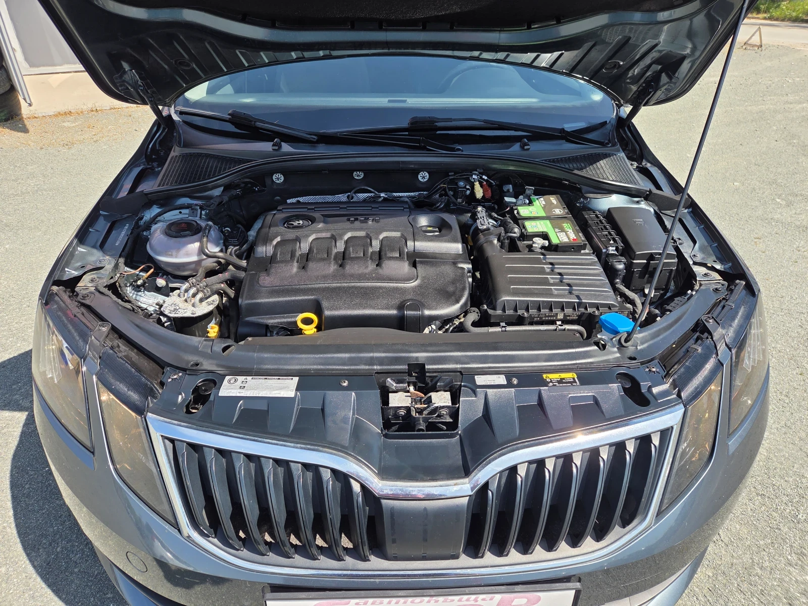 Skoda Octavia 1, 6TDI116ksAVTOMATIKNAVILEDFACEITALIAEU6, снимка 7 - Автомобили и джипове - 54341151