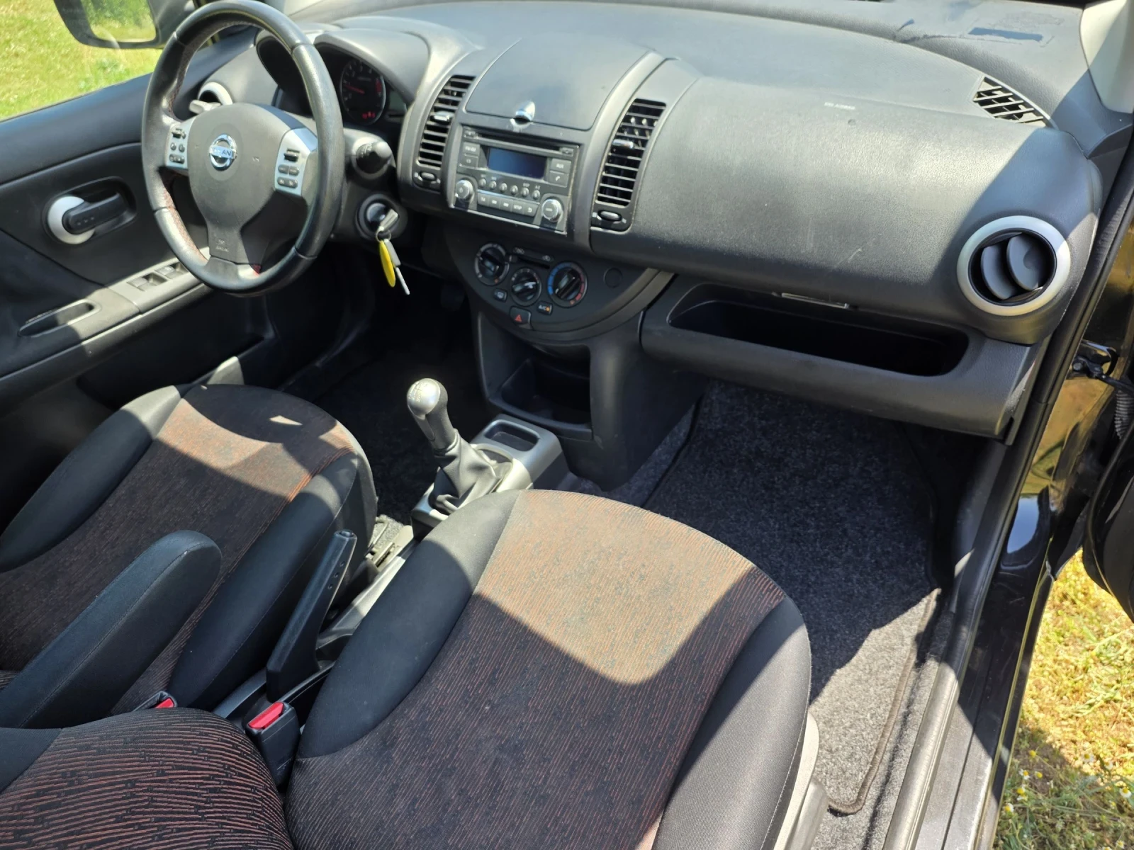 Nissan Note 1.5 DCI фейслифт, снимка 6 - Автомобили и джипове - 54739933