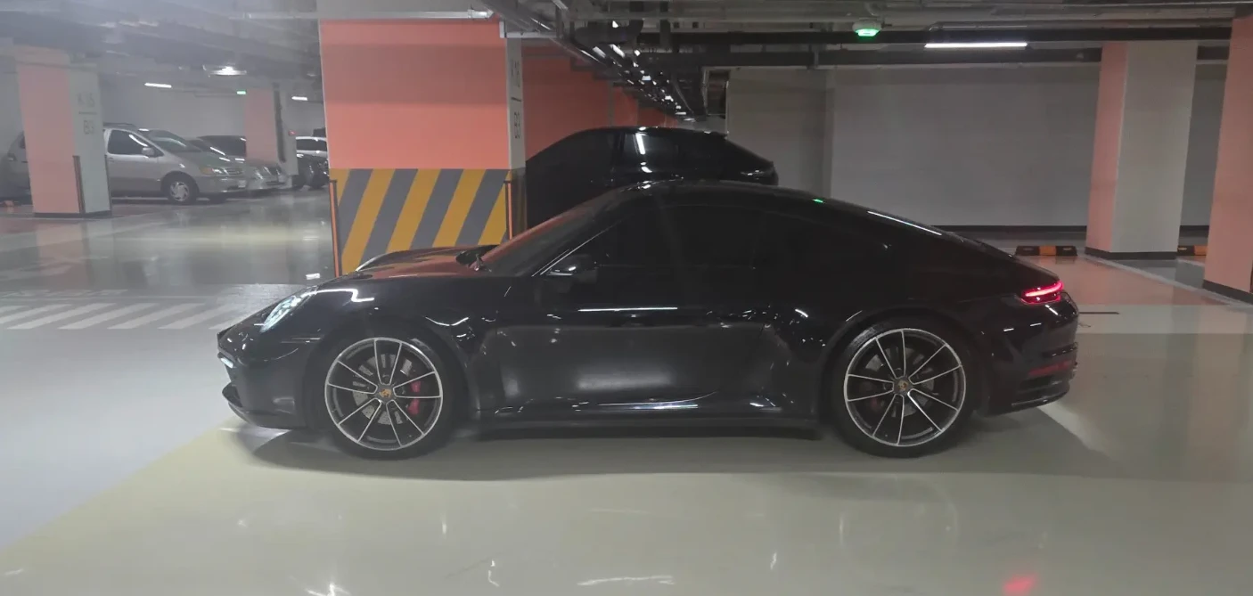 Porsche 911 CARRERA 4S, снимка 8 - Автомобили и джипове - 54815671