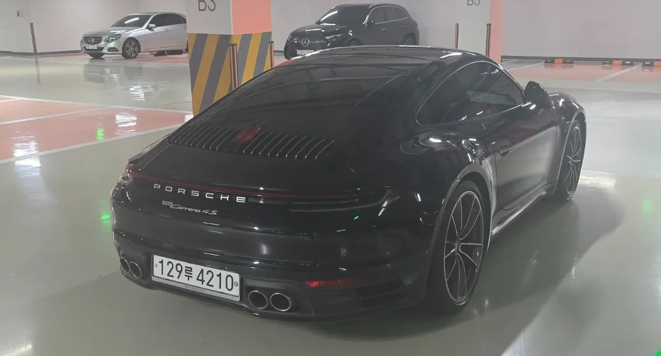 Porsche 911 CARRERA 4S, снимка 6 - Автомобили и джипове - 54815671