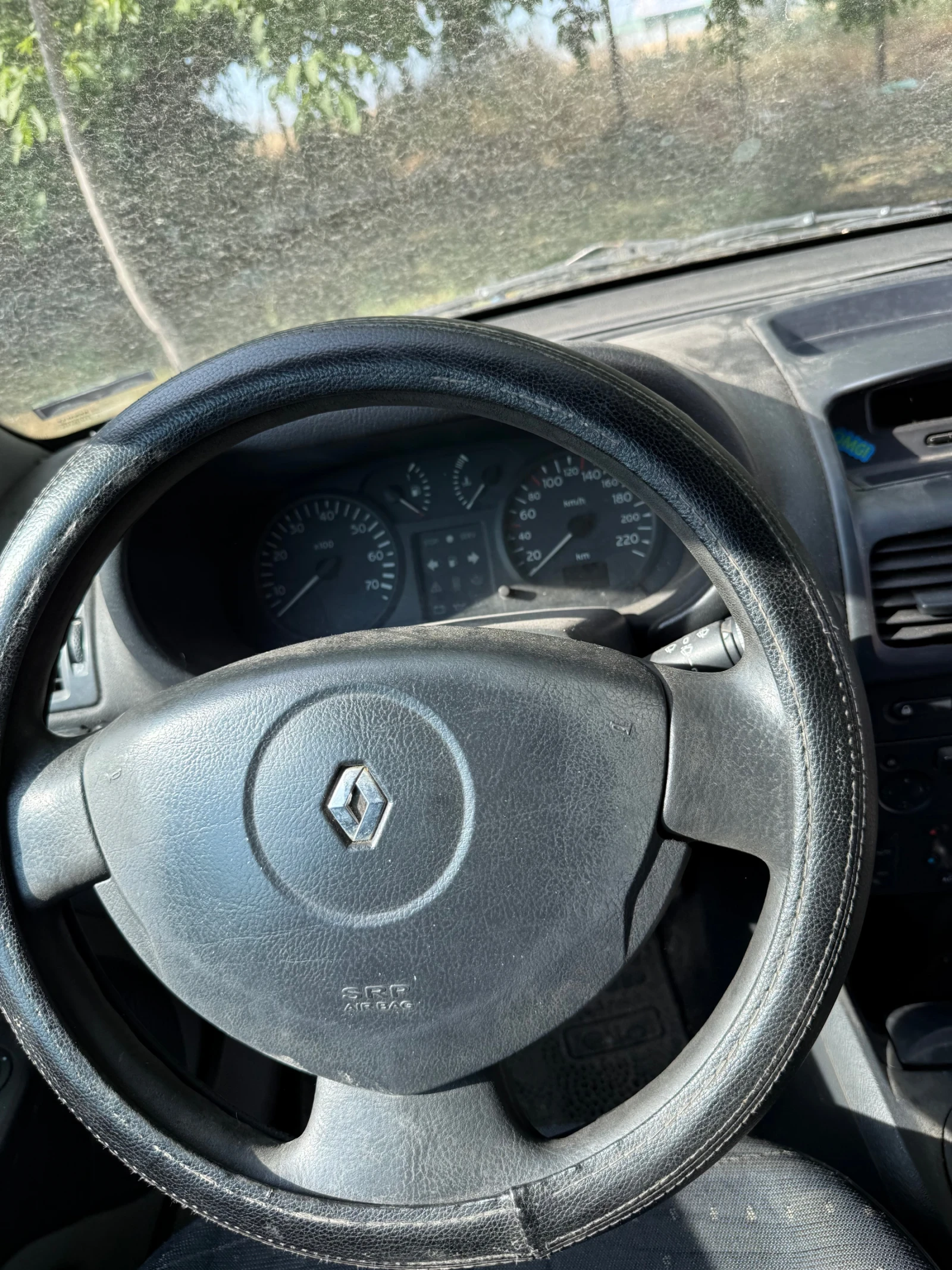 Renault Clio 1.4i / LPG/ 75кс ВСИЧКО НАЛИЧНО Най-ниски цени, снимка 9 - Автомобили и джипове - 55051330