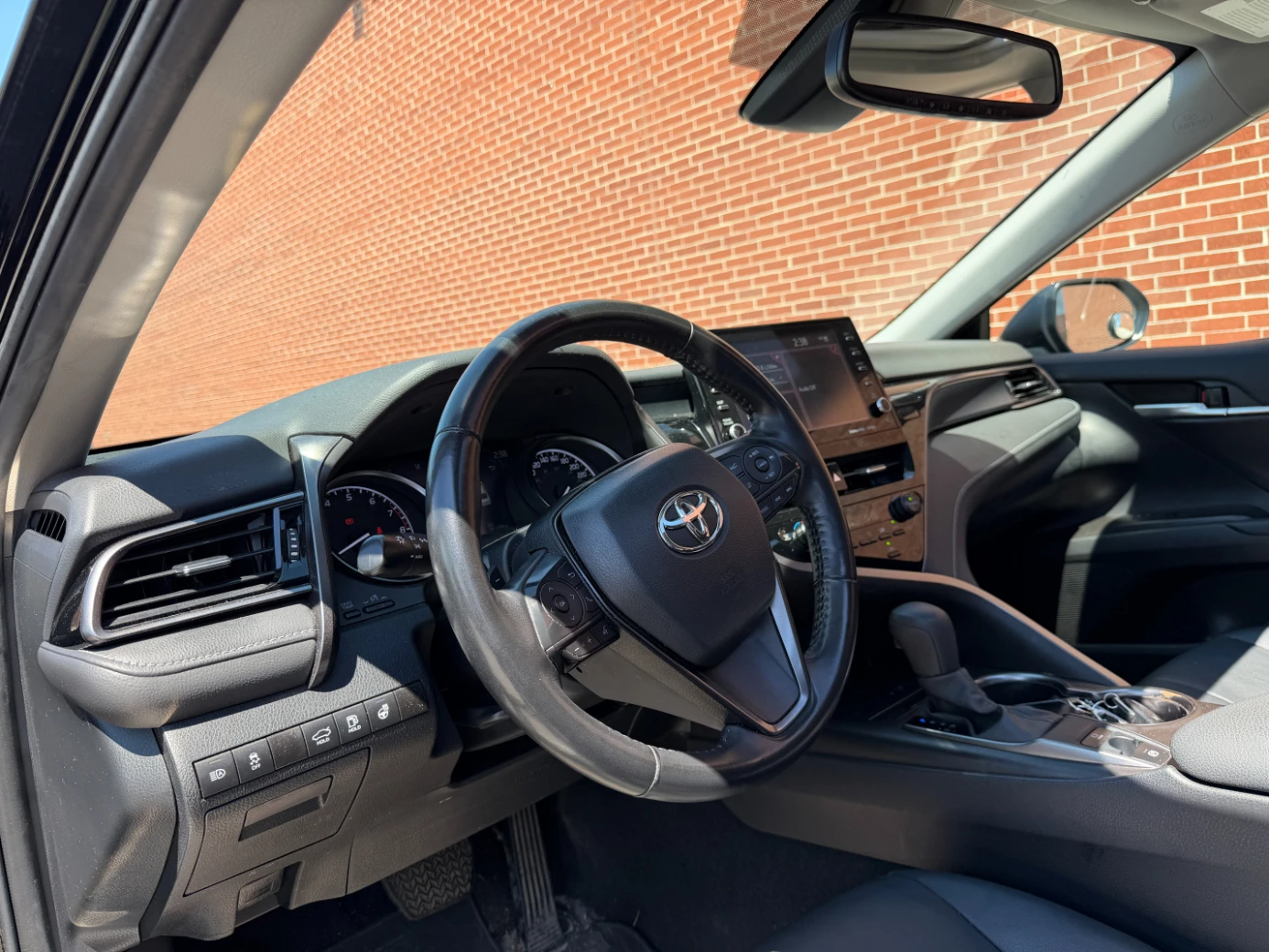 Toyota Camry SE 2.5* (XV70, facelift 2020)* , снимка 14 - Автомобили и джипове - 55135039