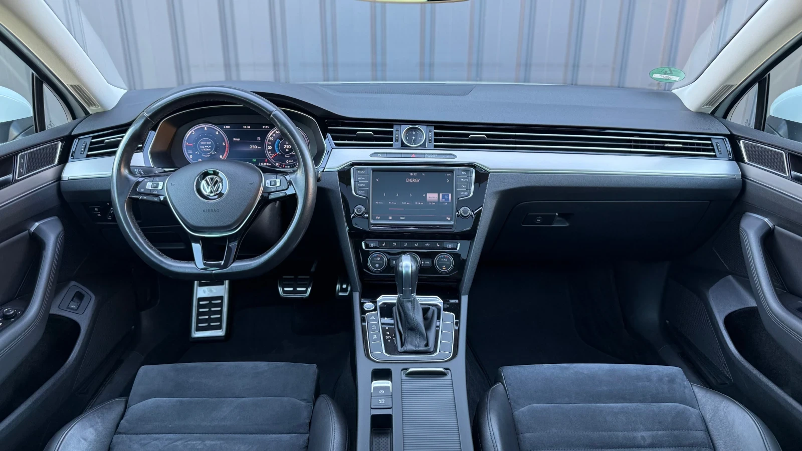 VW Passat HIGHLINE 4-MOTION, снимка 11 - Автомобили и джипове - 55192717