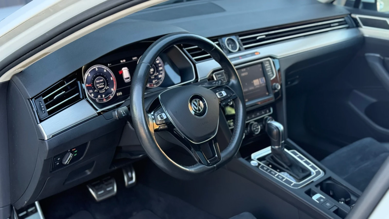 VW Passat HIGHLINE 4-MOTION, снимка 7 - Автомобили и джипове - 55192717