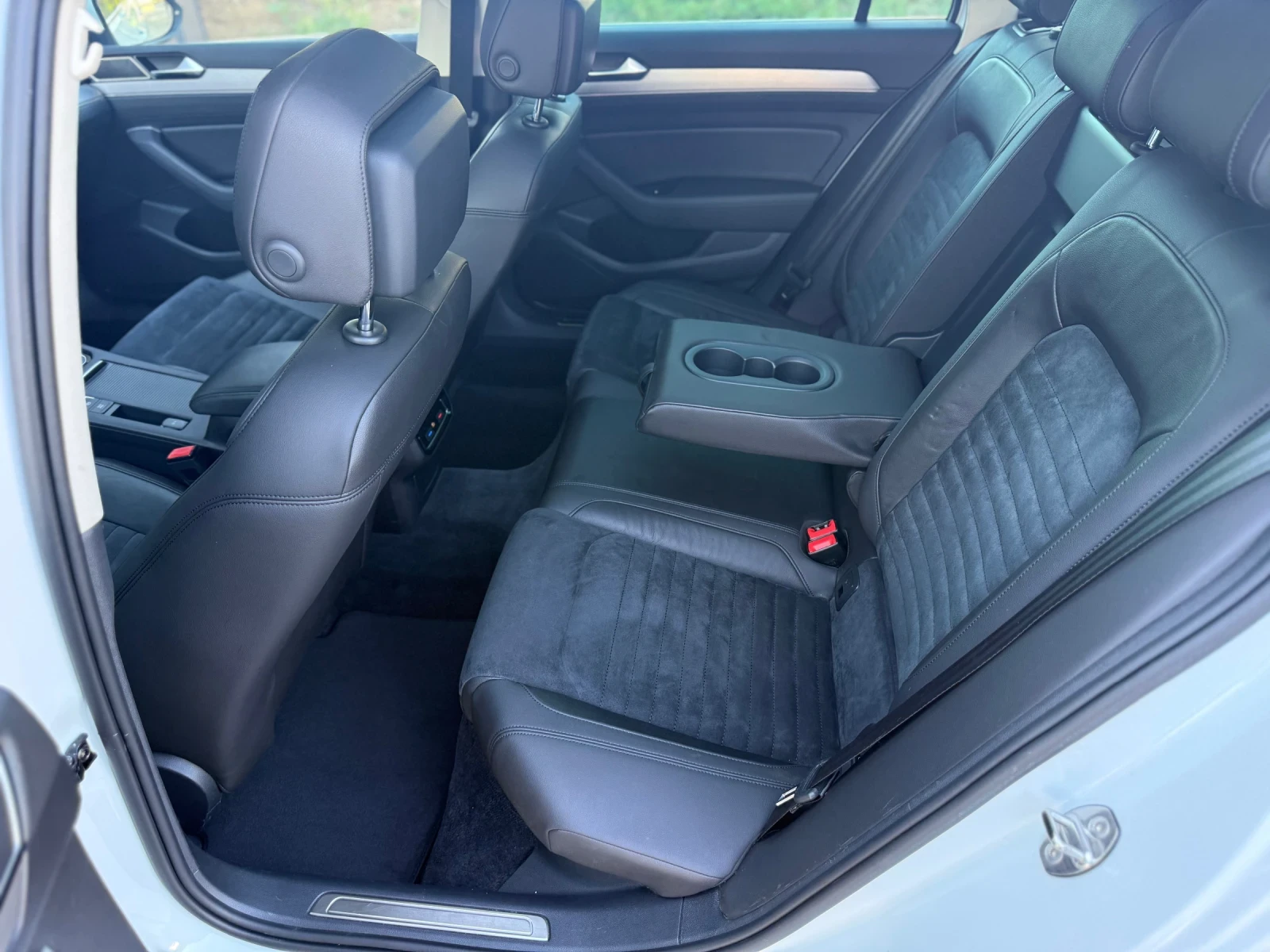 VW Passat HIGHLINE 4-MOTION, снимка 14 - Автомобили и джипове - 55192717