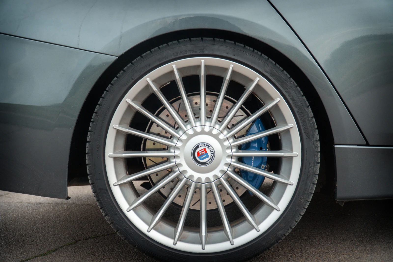 BMW 335 ALPINA D3, снимка 12 - Автомобили и джипове - 55310634