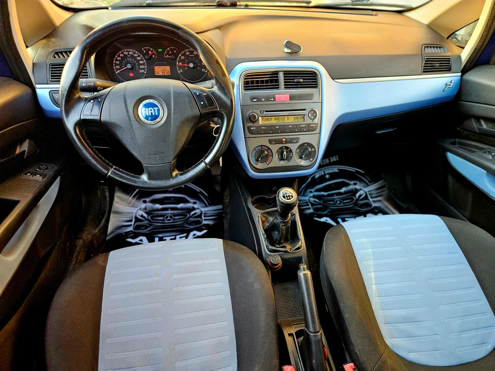Fiat Punto 1.3 JTD///КЛИМАТИК/// 4 ВРАТИ, снимка 12 - Автомобили и джипове - 55508772