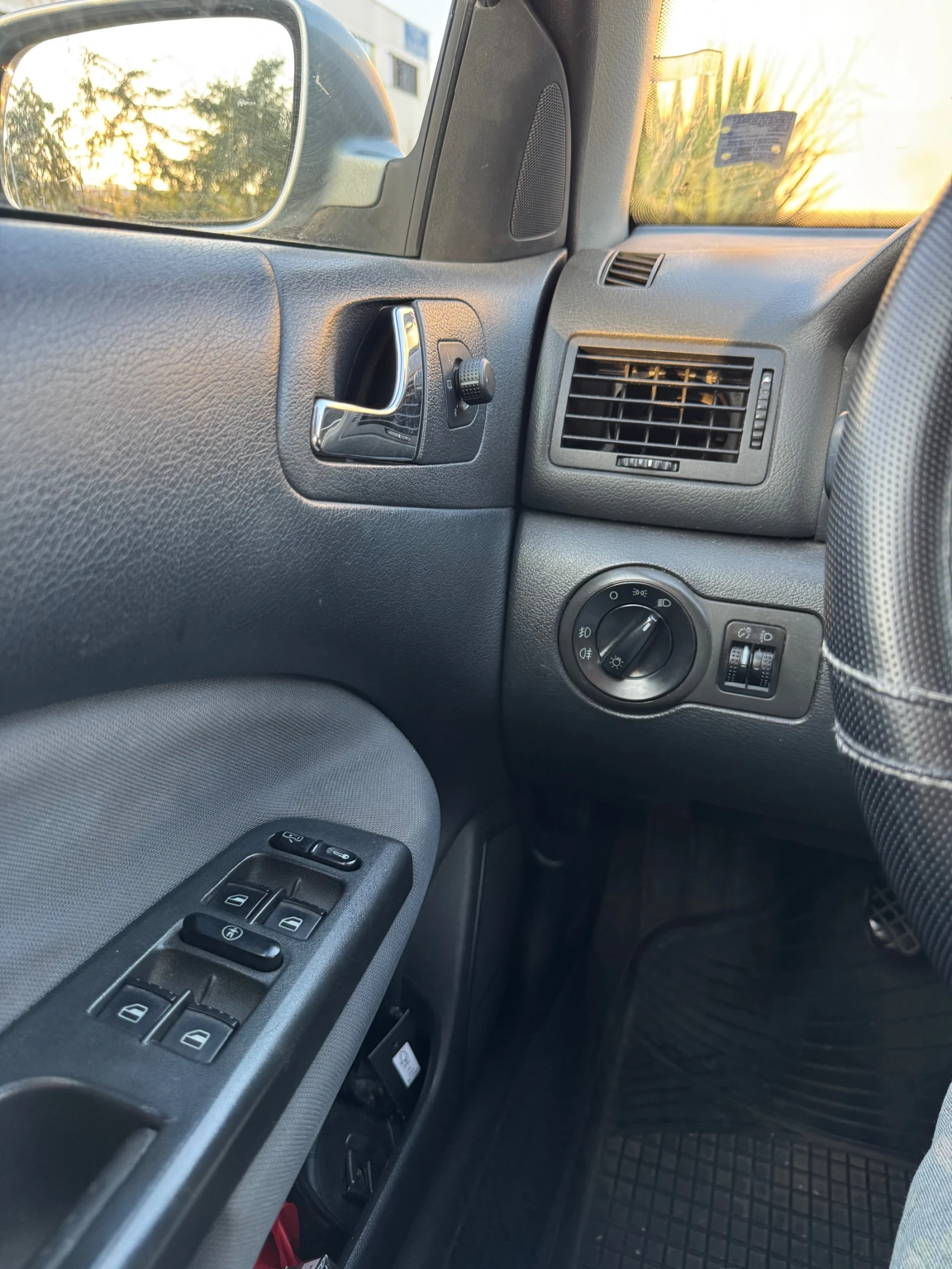 Skoda Octavia, снимка 15 - Автомобили и джипове - 55577895