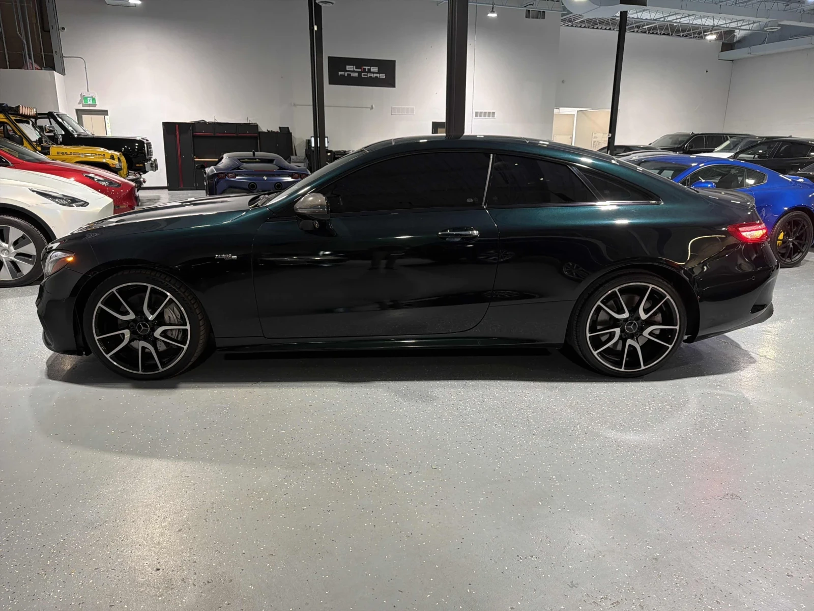 Mercedes-Benz E 53 AMG Pano* 360* Burmester* Distronic* Обдух* Подгр, снимка 3 - Автомобили и джипове - 55778451