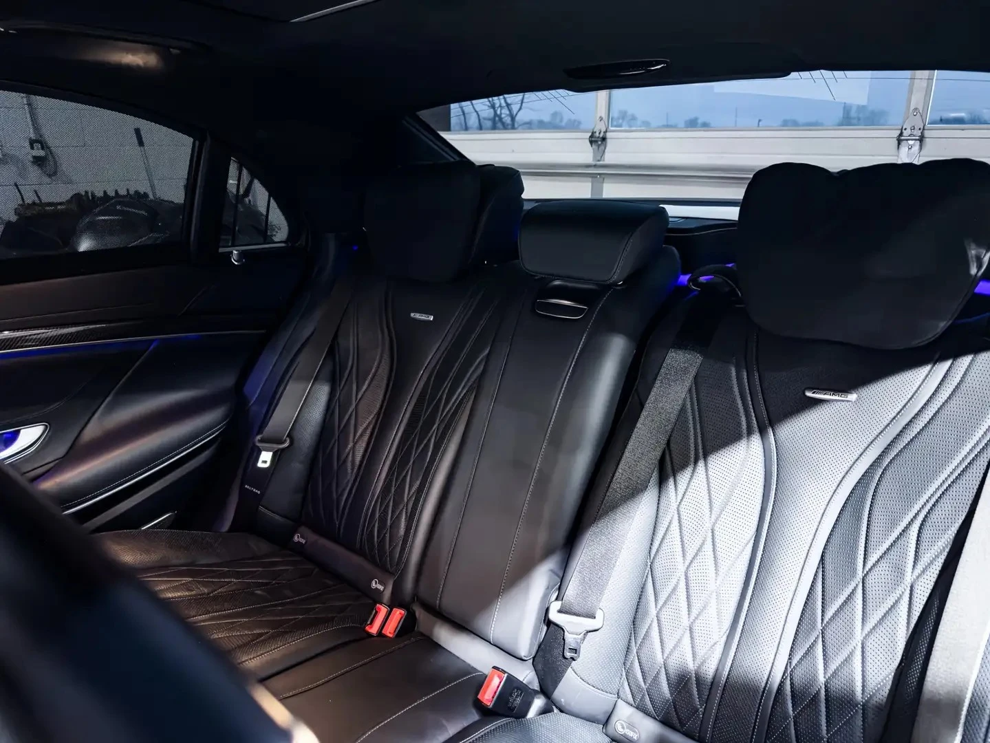 Mercedes-Benz S 63 AMG PREMIUM PKG ЦЕНА ДО БЪЛГАРИЯ АВТОКРЕДИТ, снимка 15 - Автомобили и джипове - 55902413