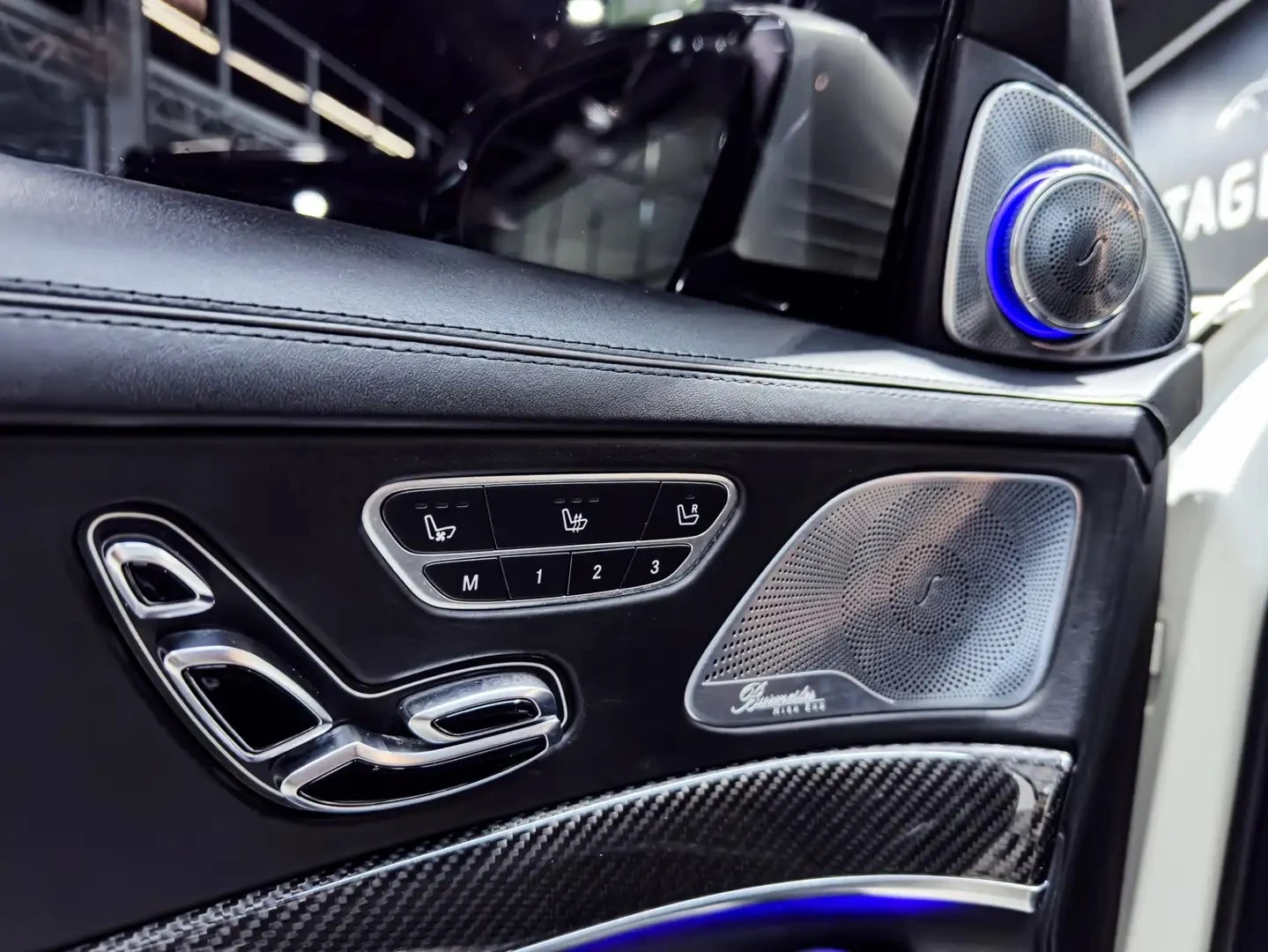 Mercedes-Benz S 63 AMG PREMIUM PKG ЦЕНА ДО БЪЛГАРИЯ АВТОКРЕДИТ, снимка 7 - Автомобили и джипове - 55902413