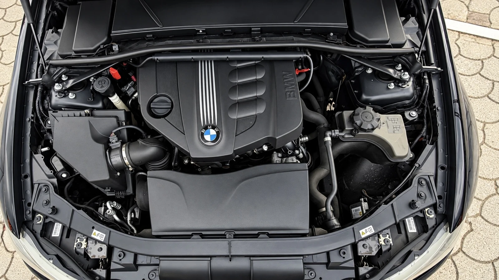 BMW 316 2.0d 116hp, Facelift, Кожа, снимка 15 - Автомобили и джипове - 56309515