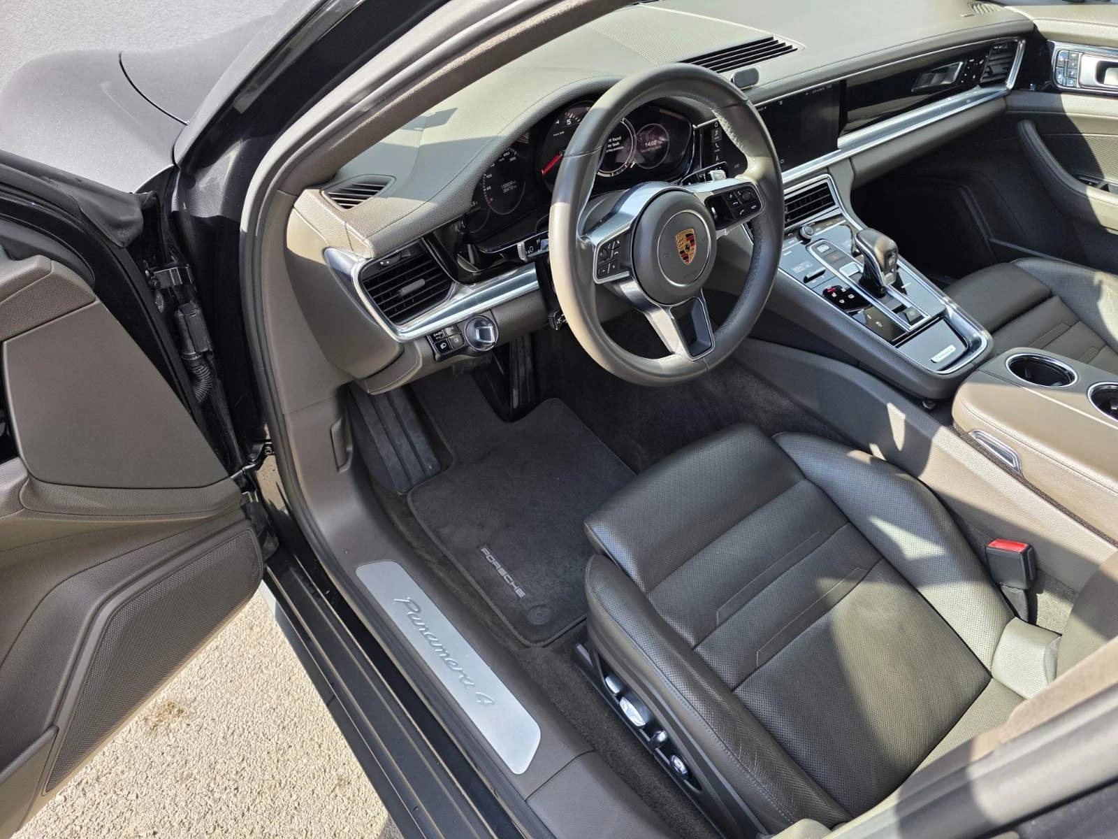 Porsche Panamera 4, снимка 10 - Автомобили и джипове - 56706298