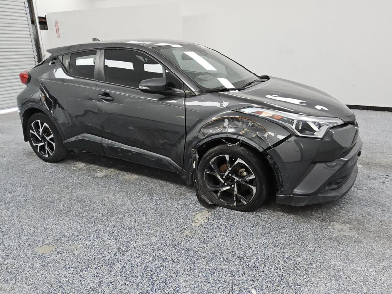 Toyota C-HR XLE , снимка 2 - Автомобили и джипове - 48618716