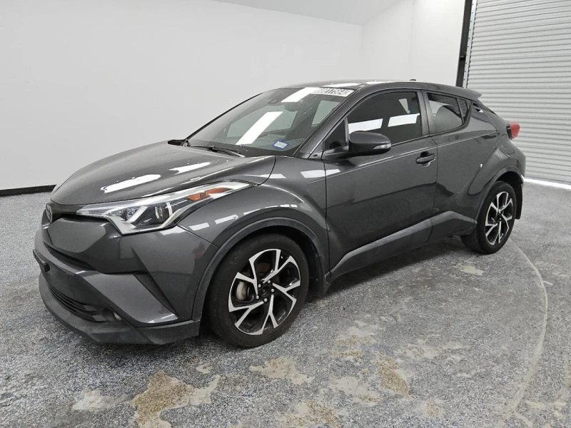 Toyota C-HR XLE , снимка 1 - Автомобили и джипове - 48618716