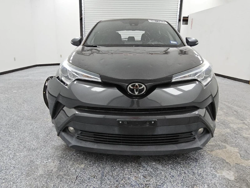 Toyota C-HR XLE , снимка 5 - Автомобили и джипове - 48618716