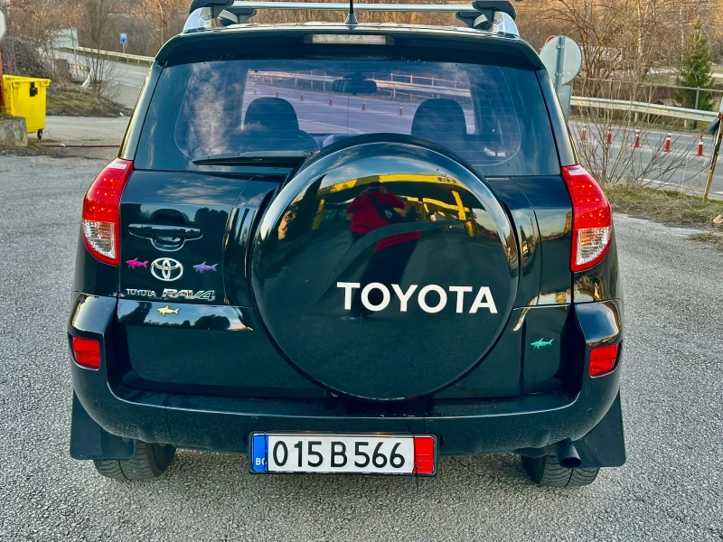 Toyota Rav4 2.2 D4D 136 кс ИТАЛИЯ ТОП СЪСТОЯНИЕ !!!!!, снимка 6 - Автомобили и джипове - 49414651