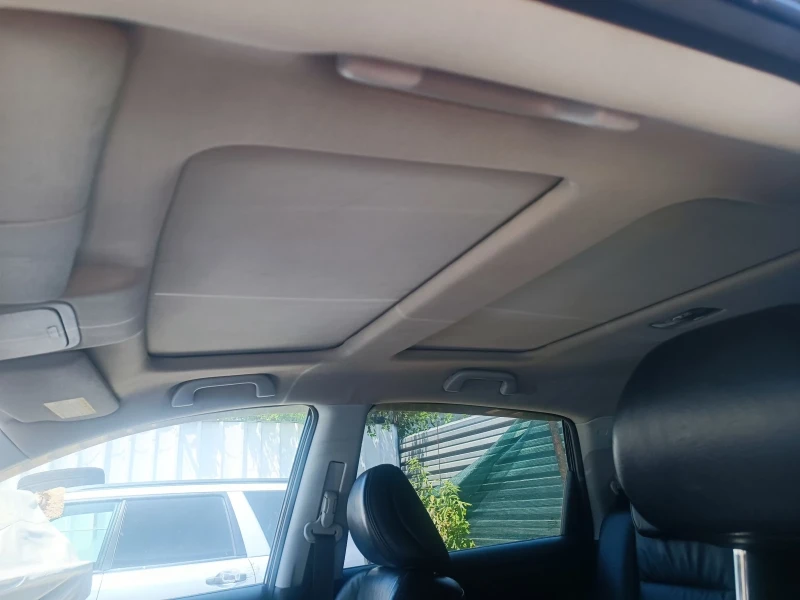 Honda Cr-v 2.0i-150кс-АВТОМАТ, снимка 2 - Автомобили и джипове - 51084386