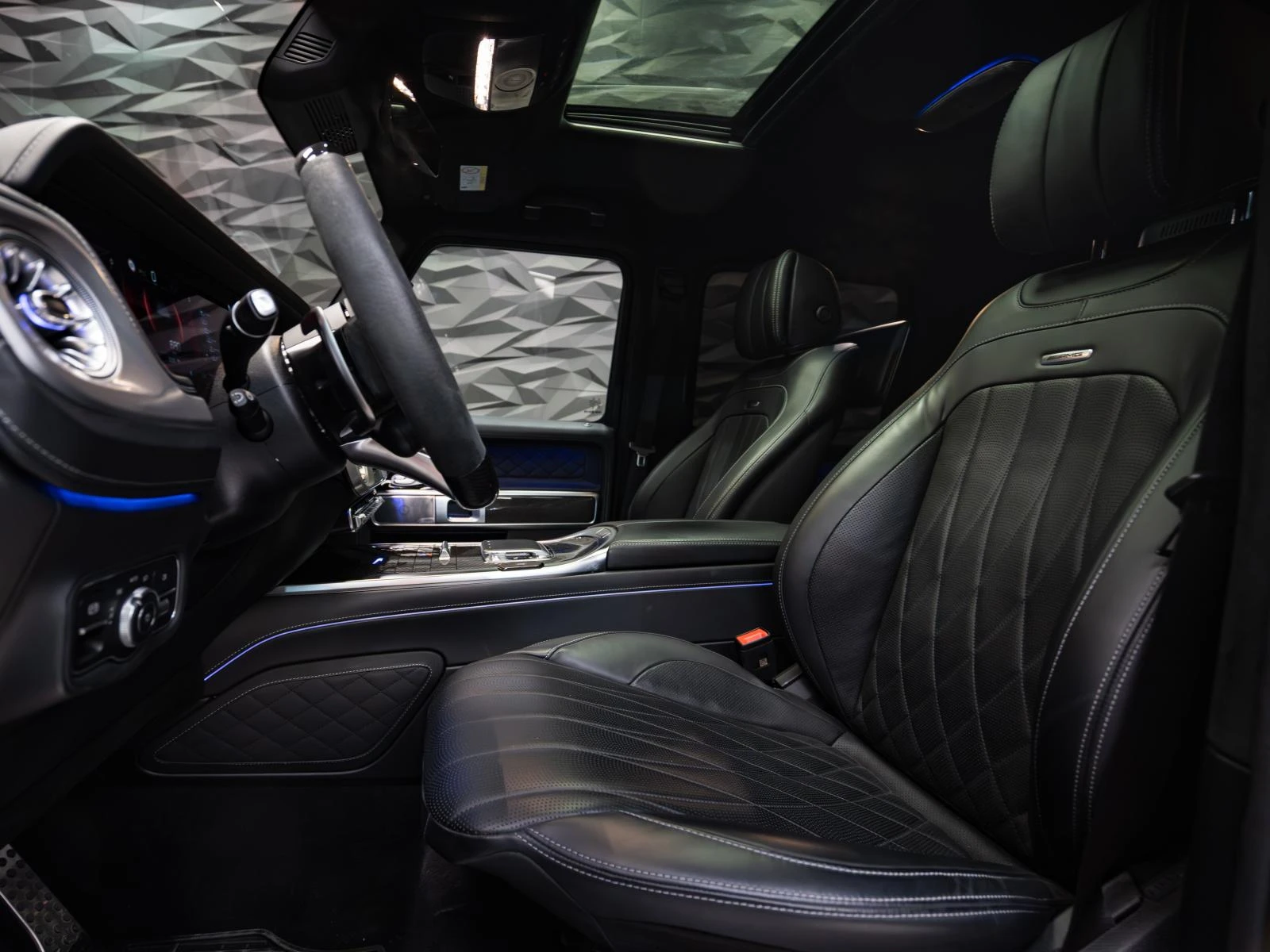 Mercedes-Benz G 63 AMG FACELIFT AMG ACTIVE RIDE CONTROL* 3XTV* 4D Burmest - изображение 7