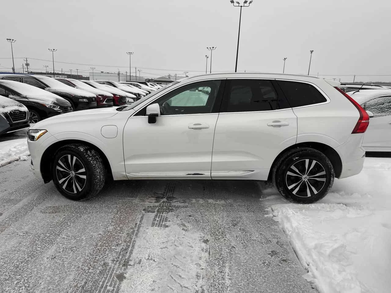 Volvo XC60 Inscription Expression  CARFAX, снимка 2 - Автомобили и джипове - 53734765
