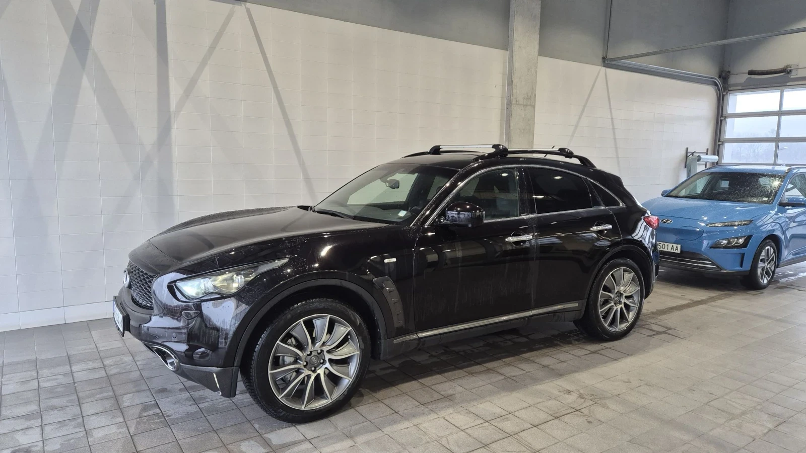 Infiniti QX70 S, снимка 5 - Автомобили и джипове - 53997785