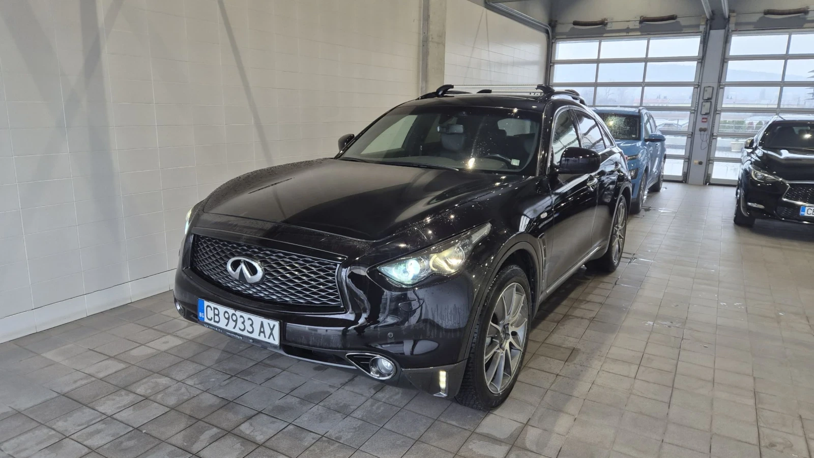 Infiniti QX70 S, снимка 3 - Автомобили и джипове - 53997785
