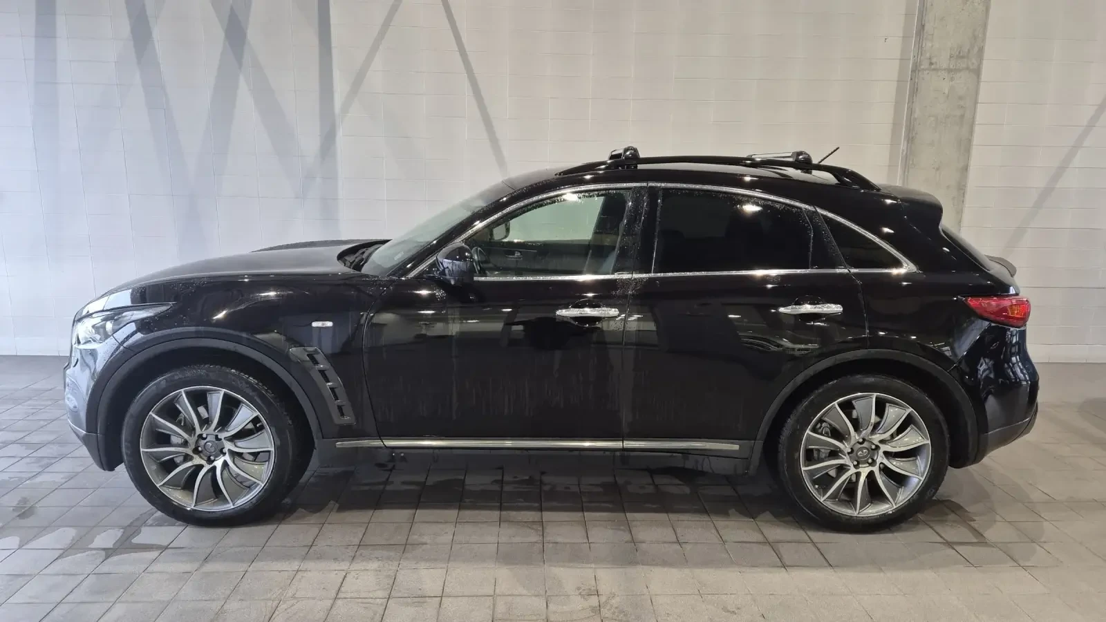 Infiniti QX70 S, снимка 6 - Автомобили и джипове - 53997785