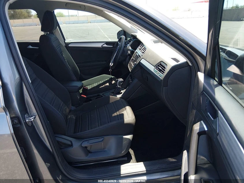 VW Tiguan 2.0L I-4 DI, DOHC, VVT, TURBO, 184HP Front Wheel | Mobile.bg � ����������� 5