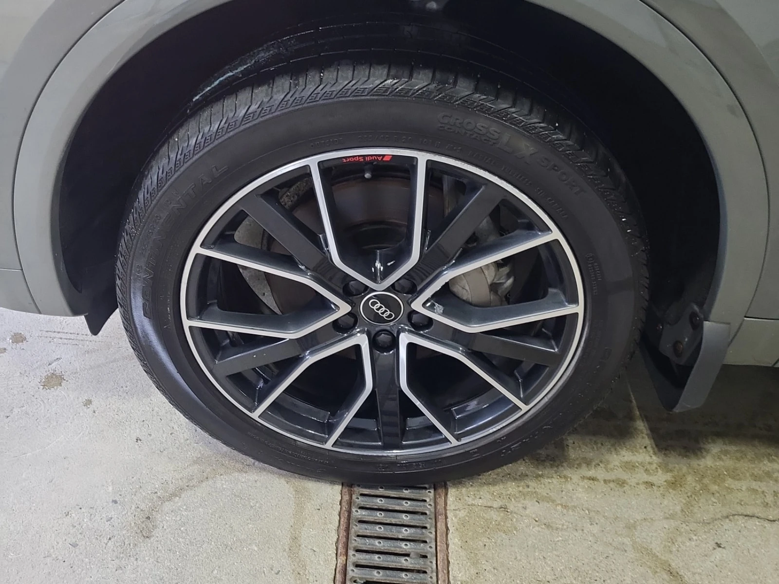 Audi Q5  45 Tfsi Quattro Progressiv / ДИСТРОНИК / 360 , снимка 7 - Автомобили и джипове - 55898110