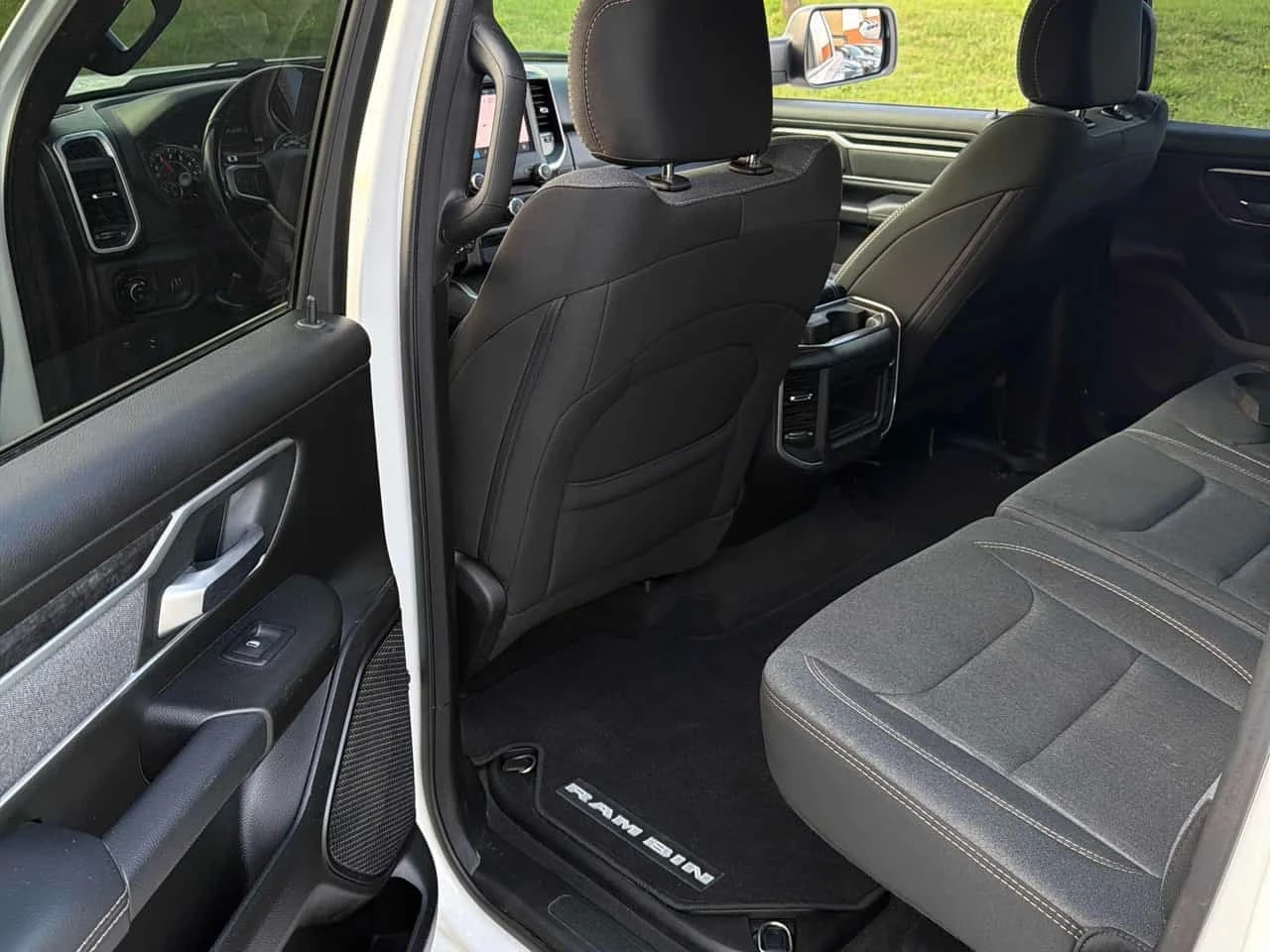Dodge RAM 1500 * Big Horn * CARFAX * ����� �� ����������� | Mobile.bg � ����������� 10