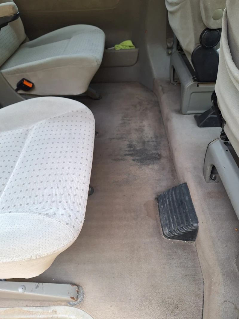 VW Caravelle, снимка 14 - Бусове и автобуси - 52964130