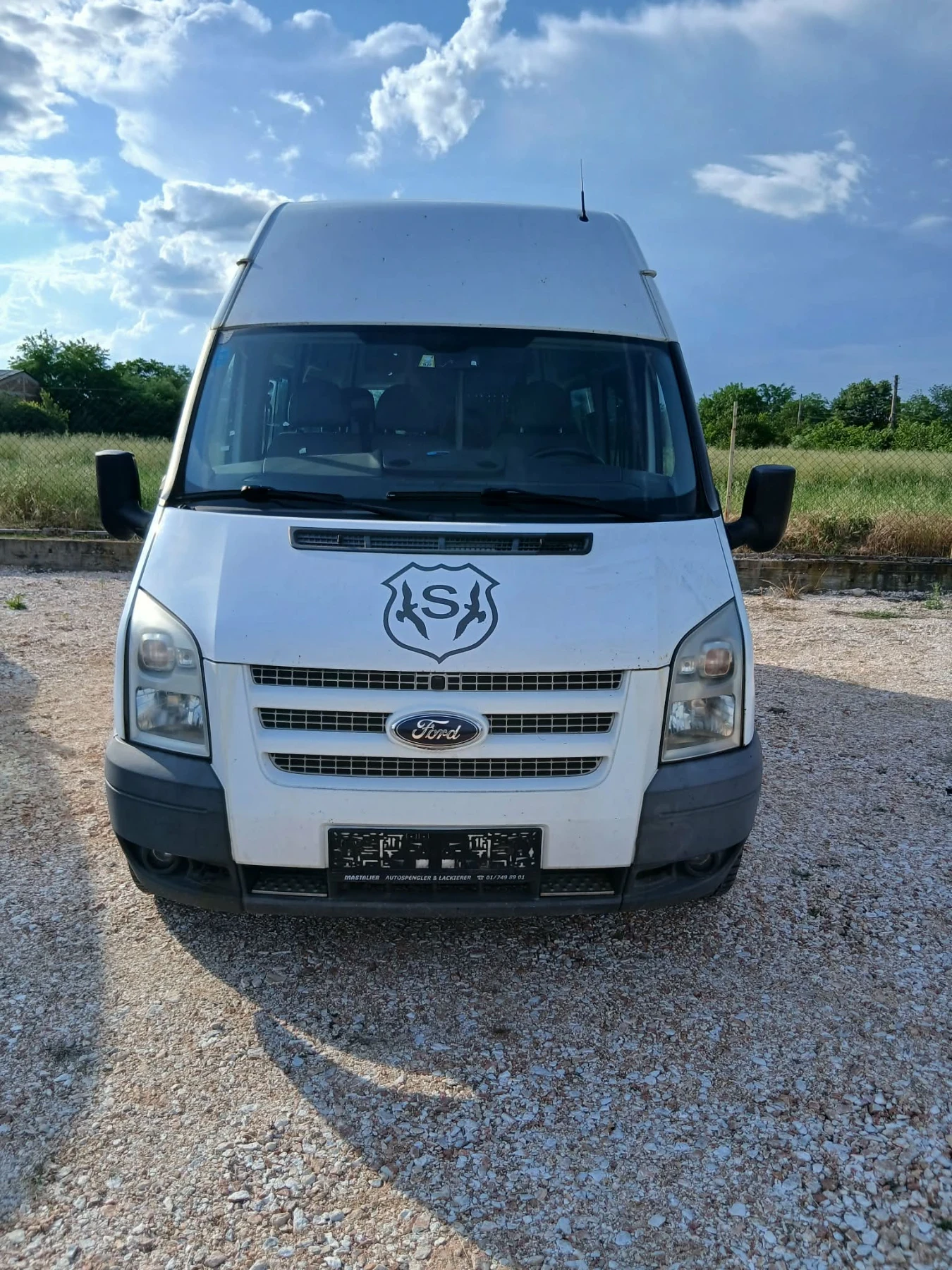 Ford Transit Ford Transit 8+ 1 инвалидна рампа 