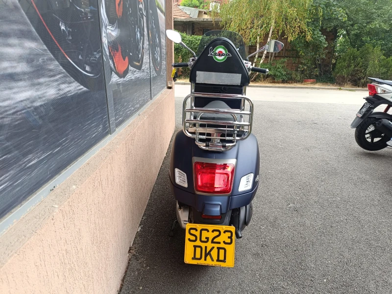 Vespa GTS 300, снимка 4 - Мотоциклети и мототехника - 51036542