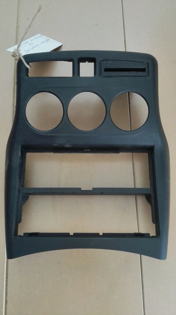 Централна конзола Ситроен Ц3 Пикасо