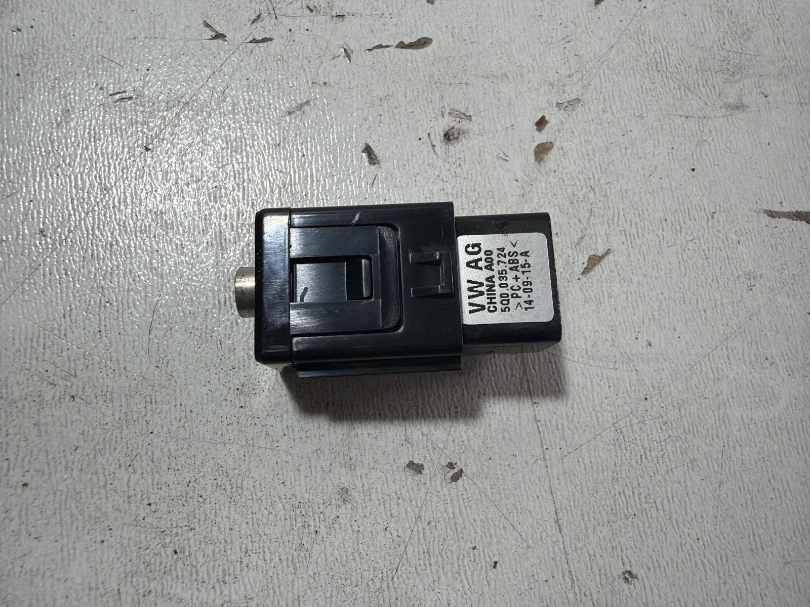 usb/aux 5Q0035724 Skoda Octavia