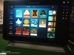     Lowrance HDS PRO 3in1  Active Target 2