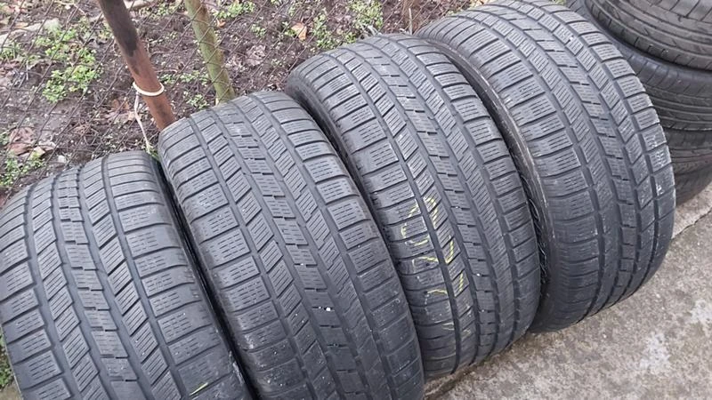 Гуми Зимни 255/50R19, снимка 2 - Гуми и джанти - 27512574