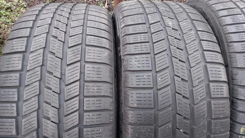 Гуми Зимни 255/50R19, снимка 3 - Гуми и джанти - 27512574