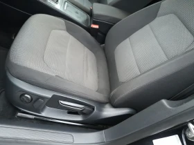 VW Passat 7  2.0 tdi  Нави, снимка 12