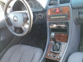 Mercedes-Benz CLK 200, снимка 5