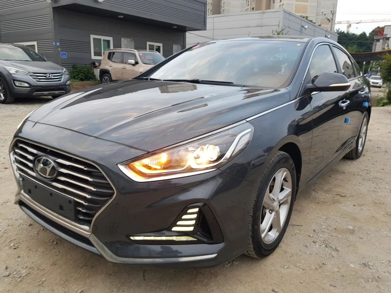 Hyundai Sonata Гаранция 1г. Сервизна история и реални километри , снимка 2 - Автомобили и джипове - 41328836