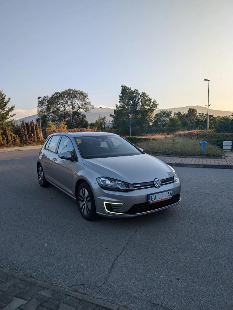 VW Golf, снимка 1 - Автомобили и джипове - 47326703