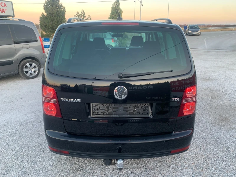 VW Touran 1.9TDI, снимка 8 - Автомобили и джипове - 47966425