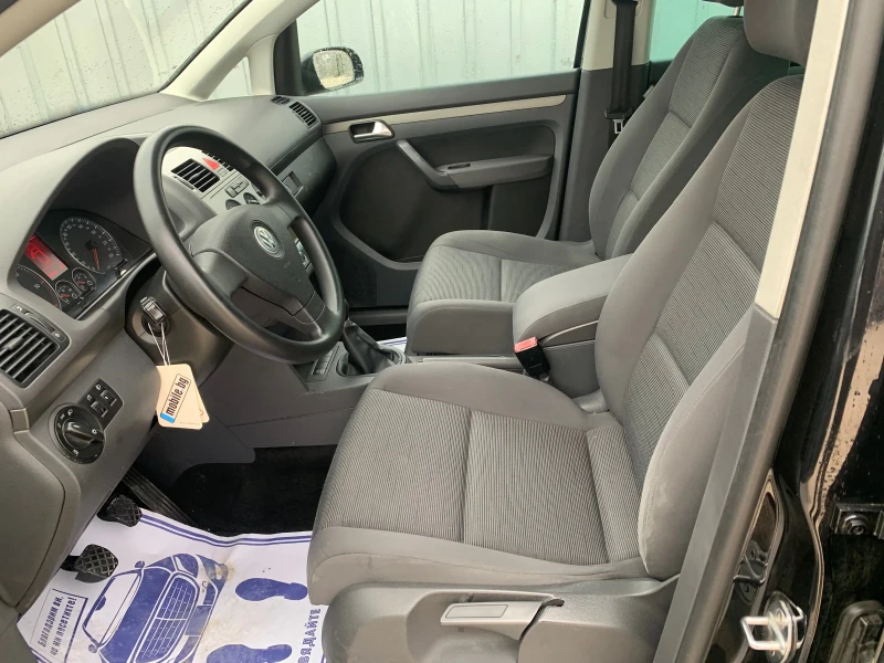 VW Touran 1.9TDI, снимка 10 - Автомобили и джипове - 47966425