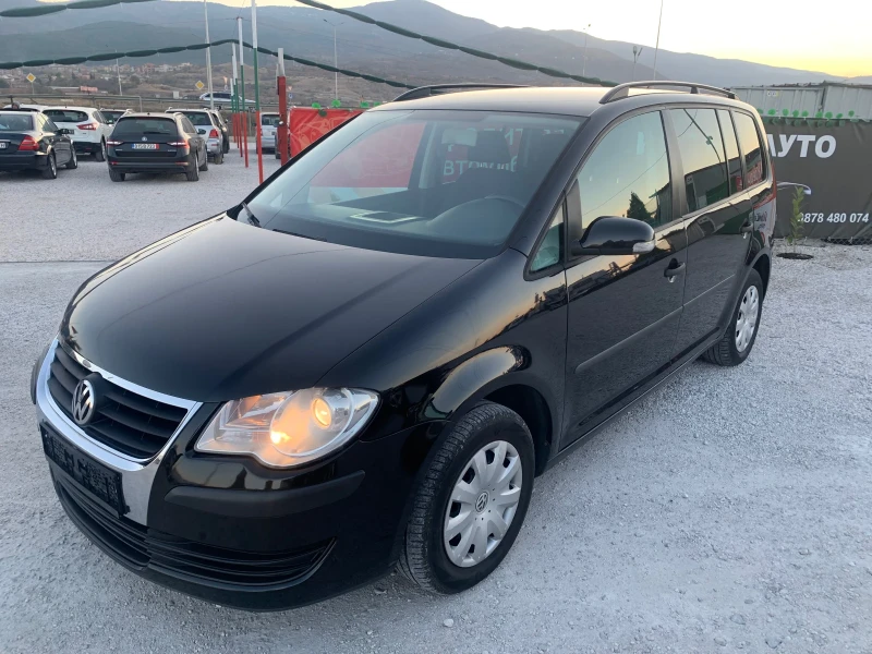 VW Touran 1.9TDI, снимка 2 - Автомобили и джипове - 47966425