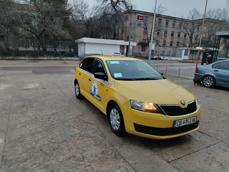 Skoda Rapid, снимка 3 - Автомобили и джипове - 48825991