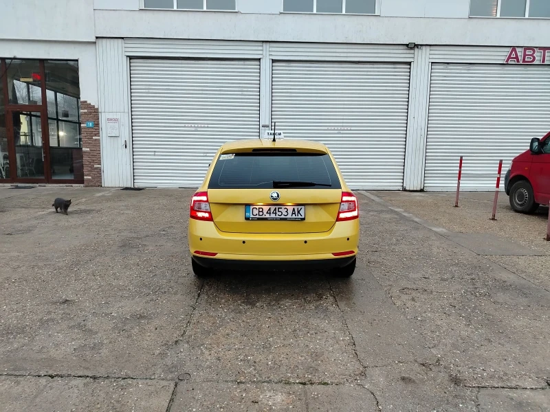 Skoda Rapid, снимка 6 - Автомобили и джипове - 48825991