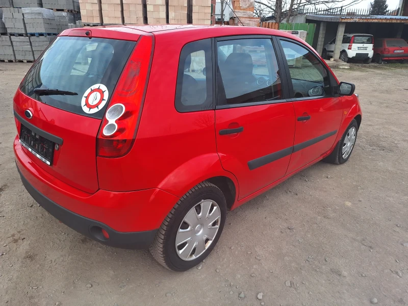 Ford Fiesta 1.3i, снимка 4 - Автомобили и джипове - 49186542