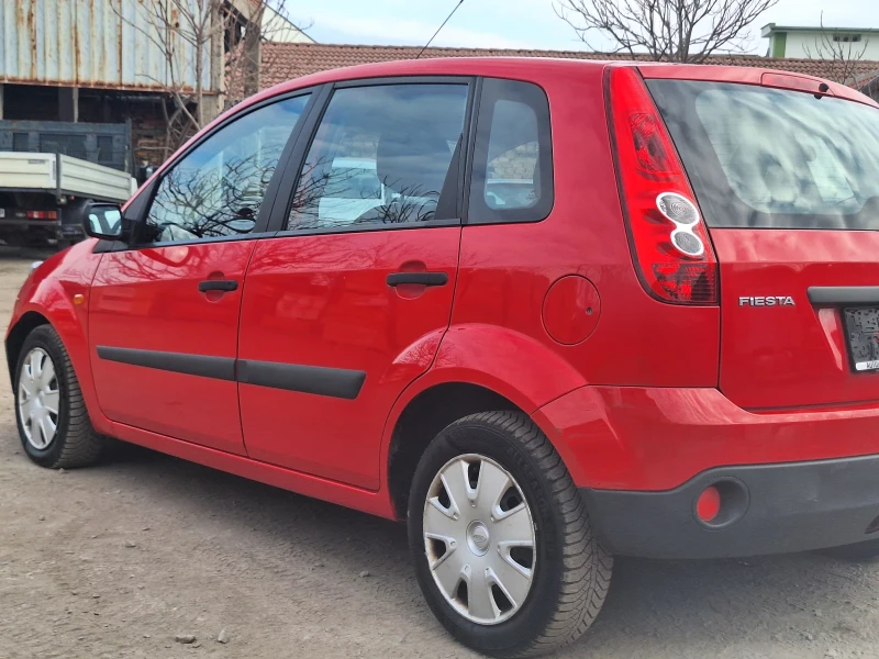 Ford Fiesta 1.3i, снимка 11 - Автомобили и джипове - 49186542