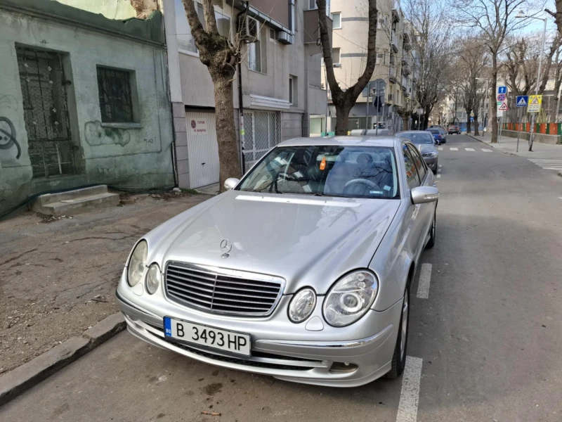 Mercedes-Benz E 270, снимка 1 - Автомобили и джипове - 49128353